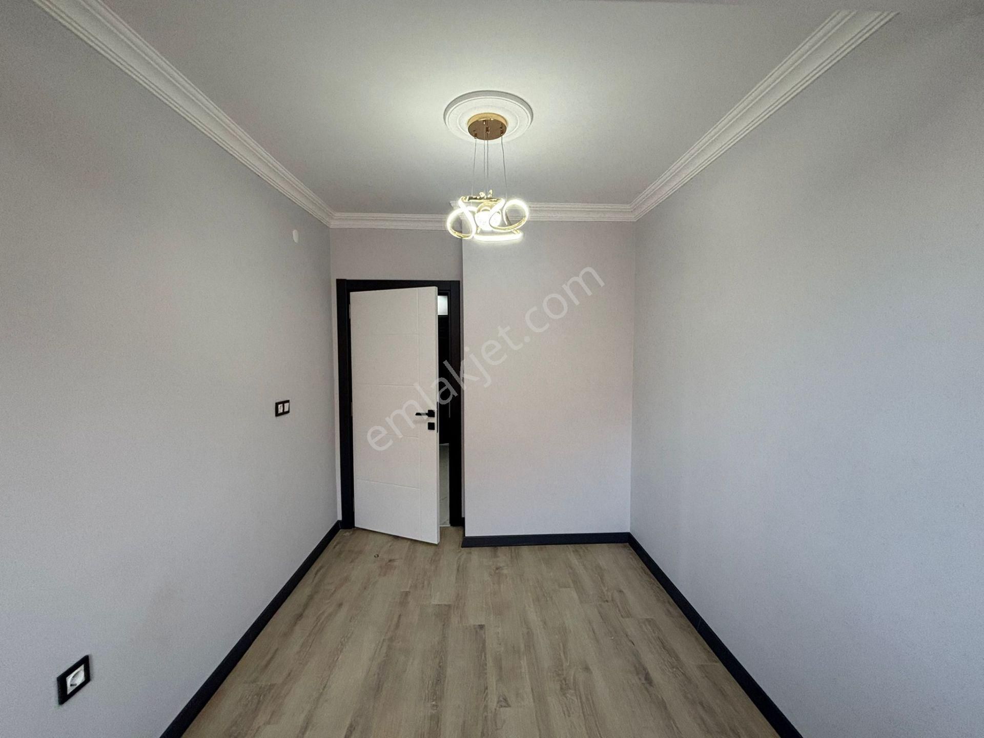 **eryıldız İnşaat'tan Devlet Hastanesi Yanı İskanlı Kombili Ankastreli Cam Balkonlu 2+1 - Görsel 22