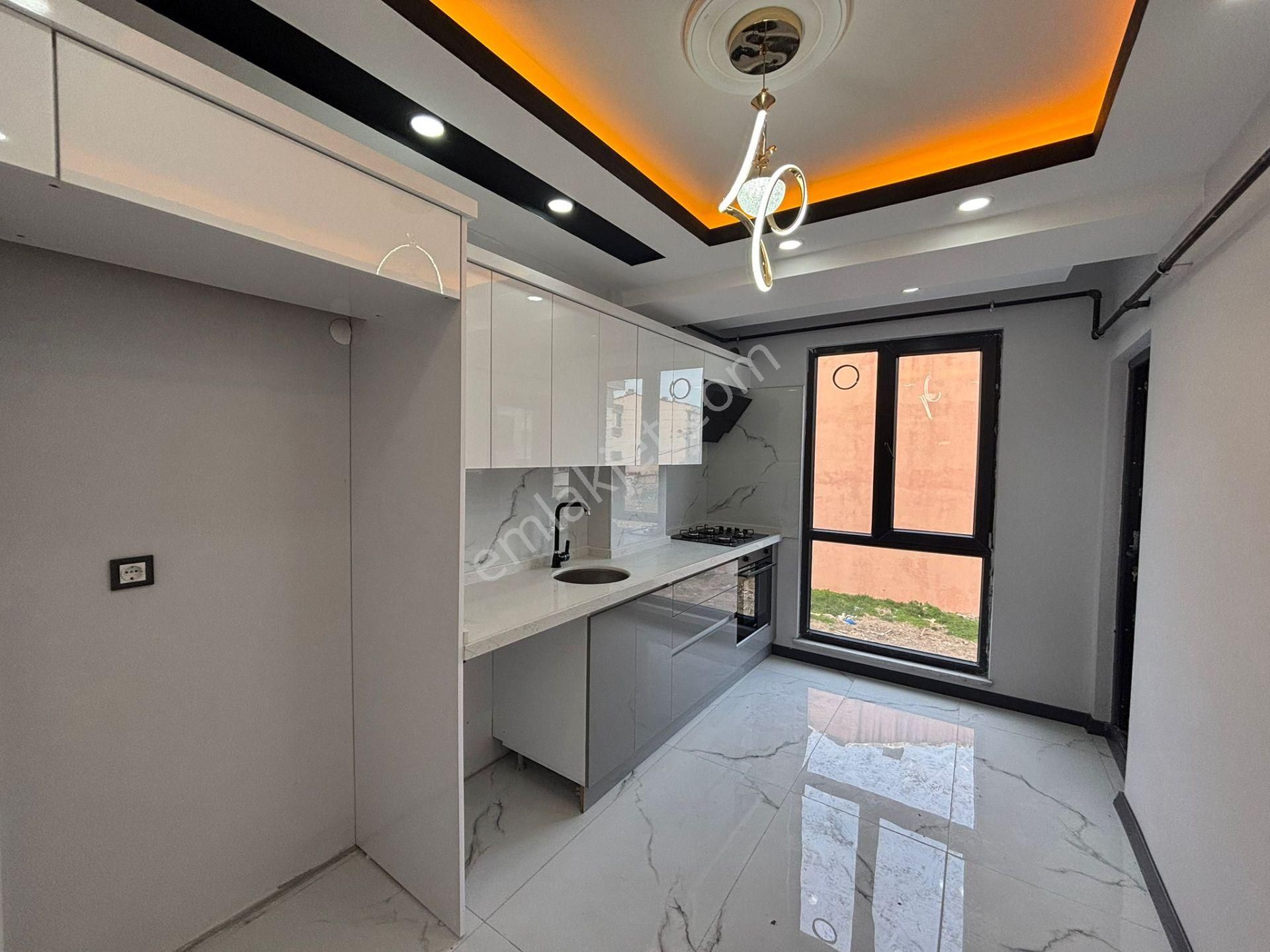 **eryıldız İnşaat'tan Devlet Hastanesi Yanı İskanlı Kombili Ankastreli Cam Balkonlu 2+1 - Görsel 17