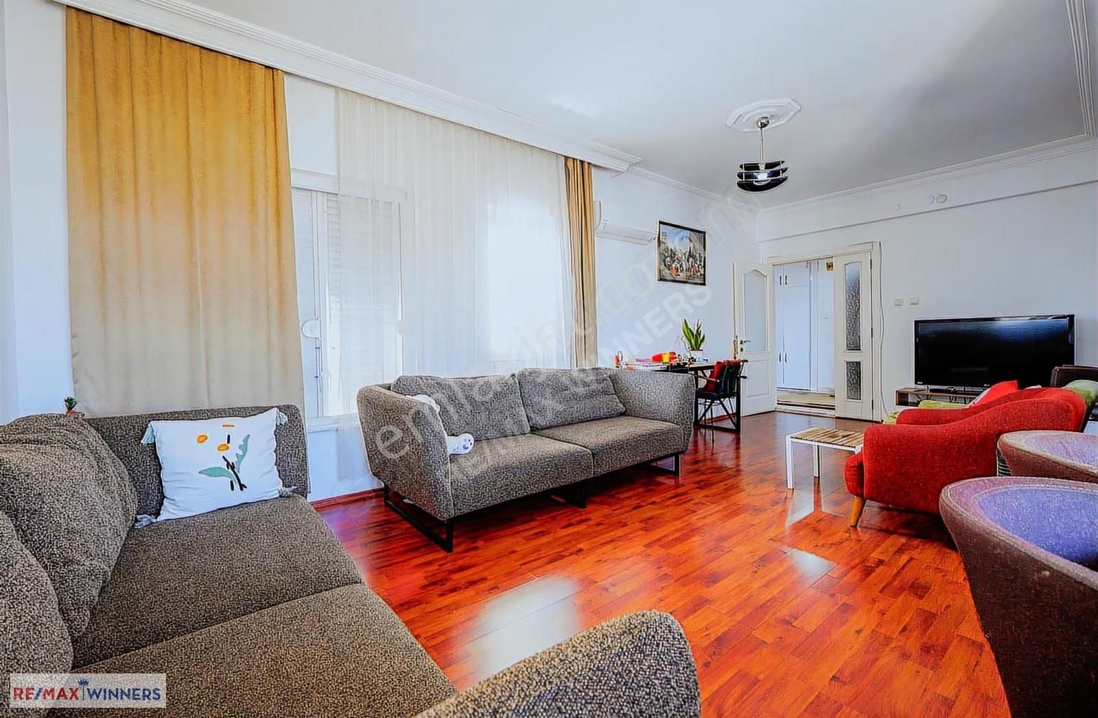 Meydankavağı'nda Satılık 3+1 Daire (135m²) - Görsel 5