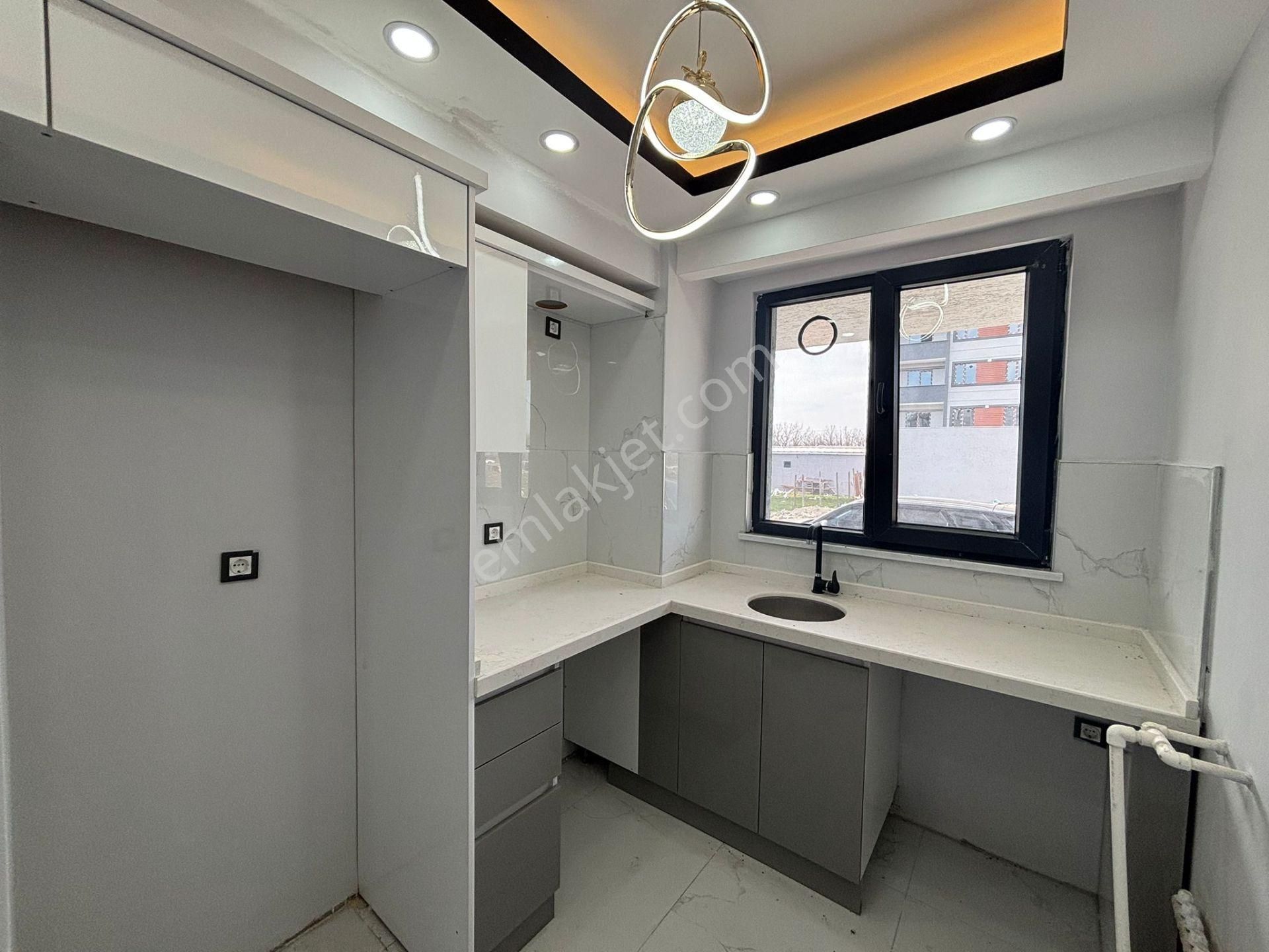 **eryıldız İnşaat'tan Devlet Hastanesi Yanı İskanlı 64m2 Lüx 2+0 - Görsel 17