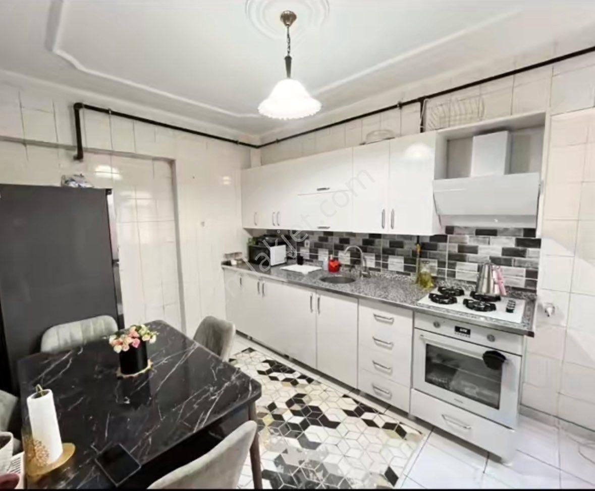 Ncity Avm Karşısı 3+1 Cadde Üzeri Geniş Ev