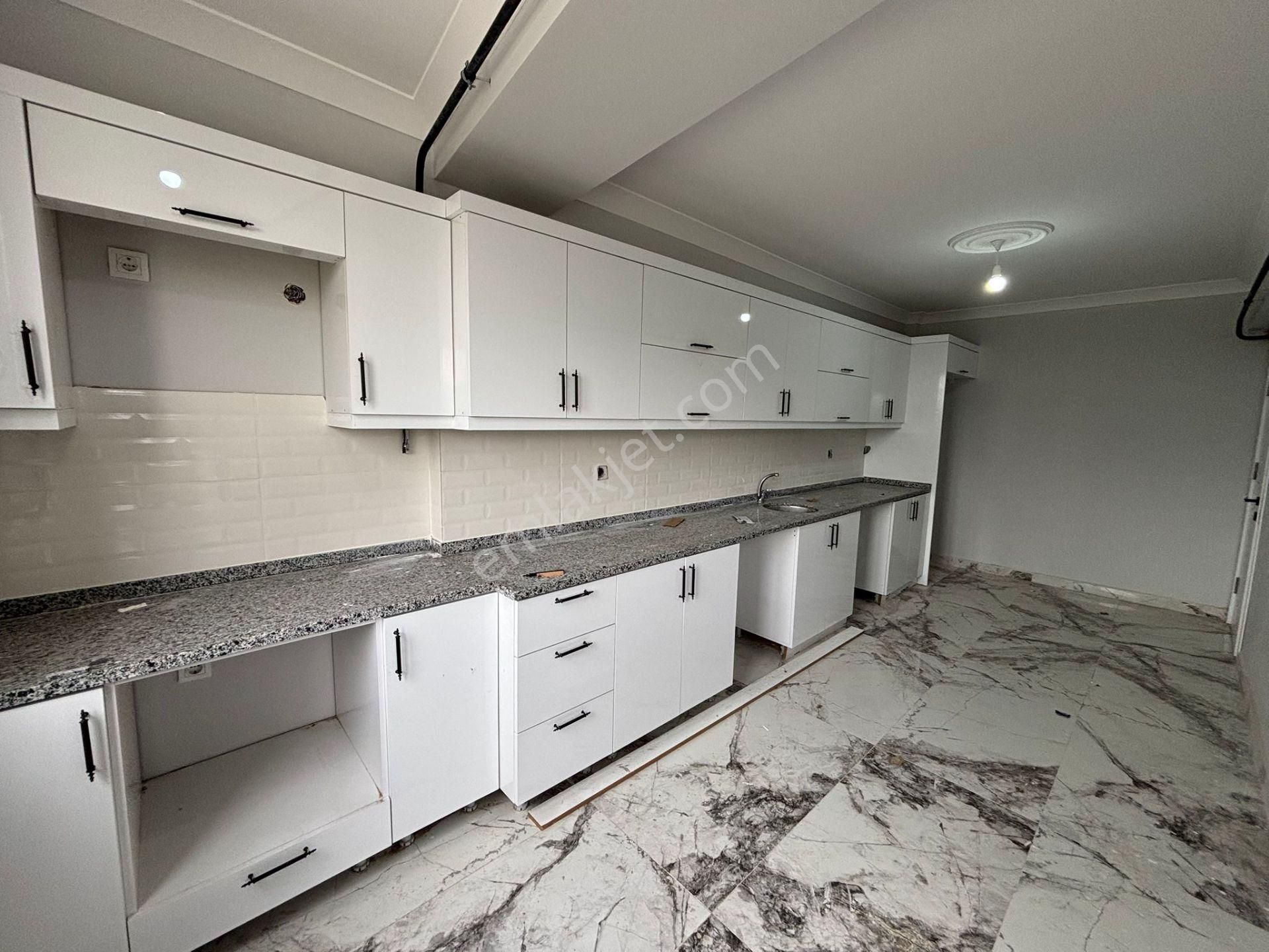 **eryıldız İnşaat'tan**acill Okullar Bölgesinde İskanlı K.otoparklı 120m2 Lüks 2+1 - Görsel 6