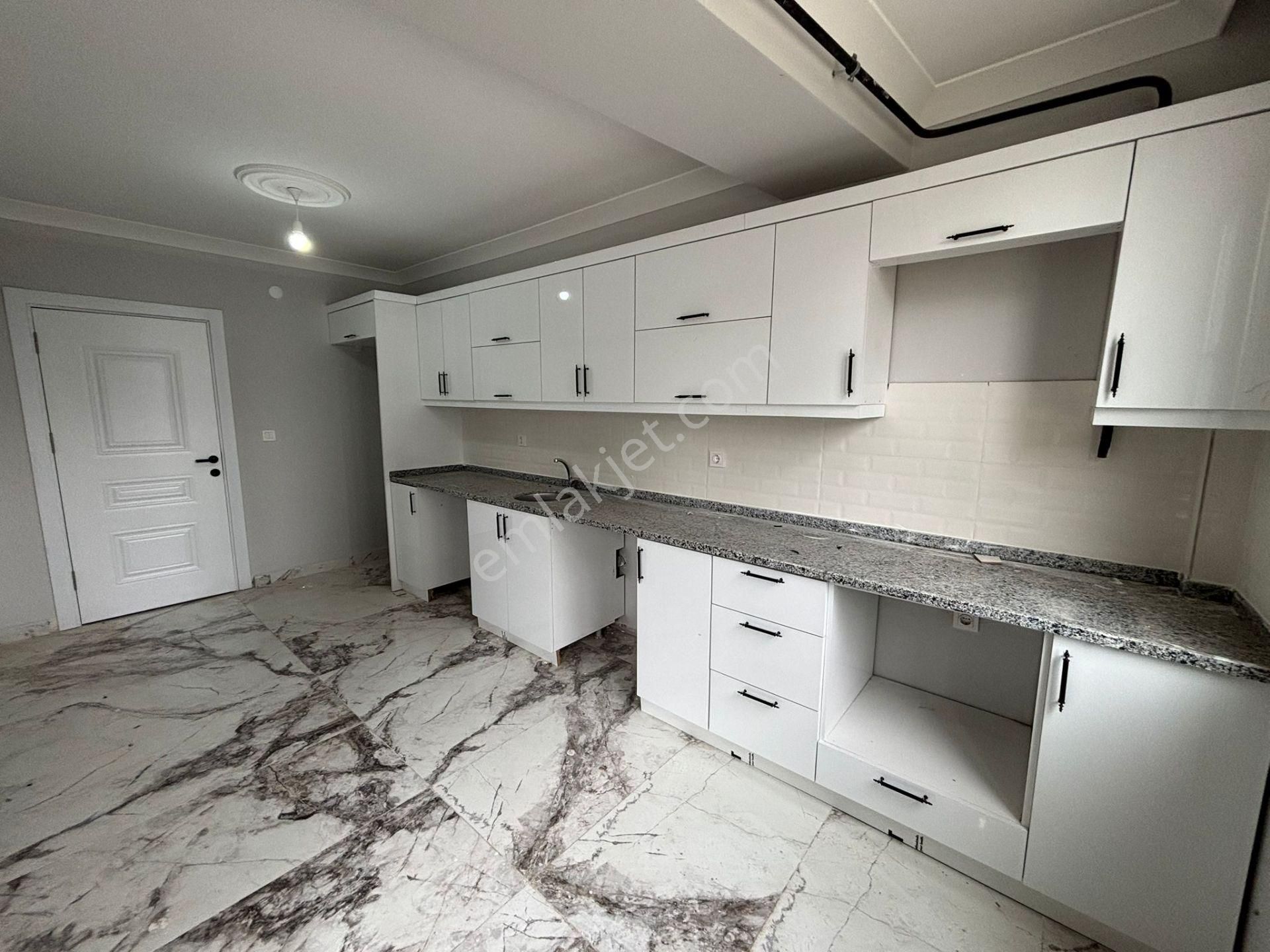 **eryıldız İnşaat'tan**acill Okullar Bölgesinde İskanlı K.otoparklı 115m2 Lüks 2+1 - Görsel 4