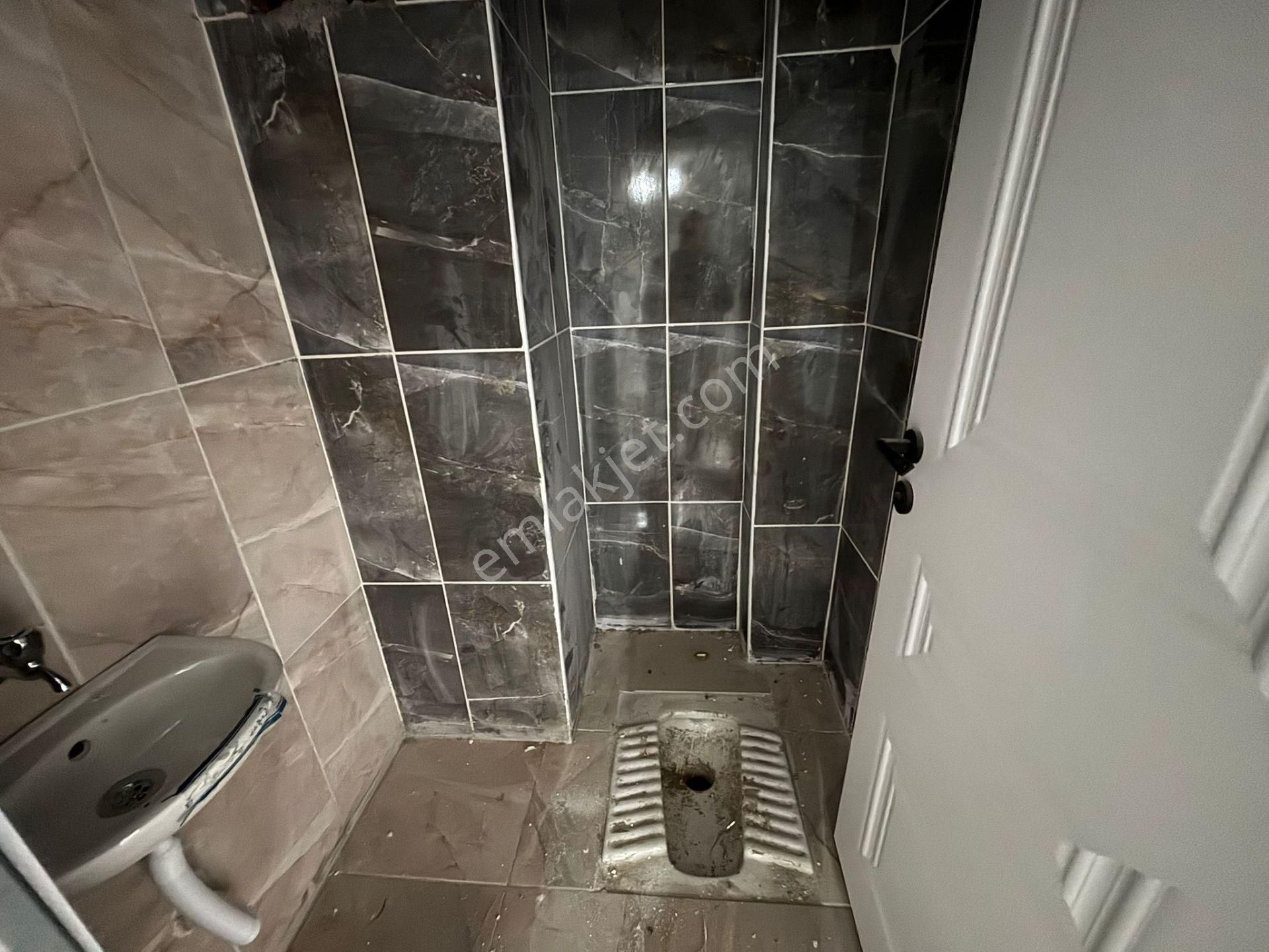 **eryıldız İnşaat'tan**acill Okullar Bölgesinde İskanlı K.otoparklı 115m2 Lüks 2+1 - Görsel 32