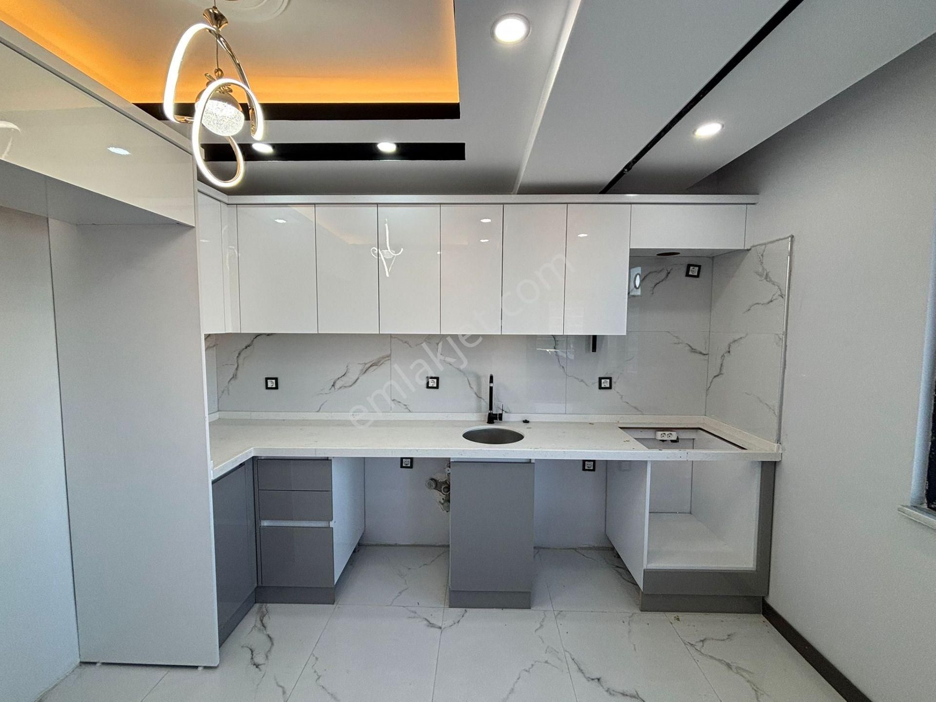 **eryıldız İnşaat'tan**acill İskanlı Ebeweyn Banyolu 115m2 Ultra Lüks 2+1 - Görsel 16