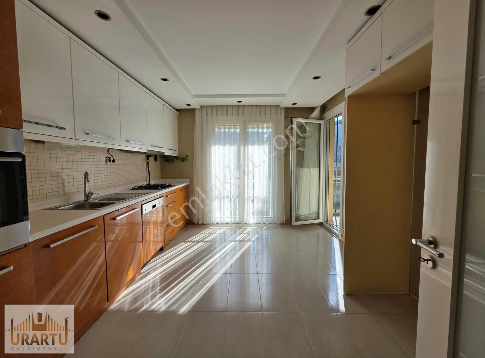 Bahçelievler Yaseminkonakları-1 Kiralık 120m2 Net 2+1 Daire - Görsel 4