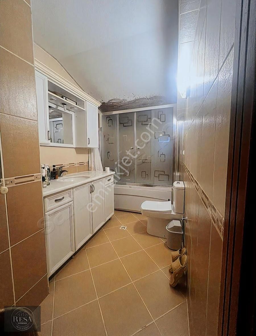 Resa Gayrimenkul'den Merkezde Deniz Manzaralı Dublex - Görsel 8