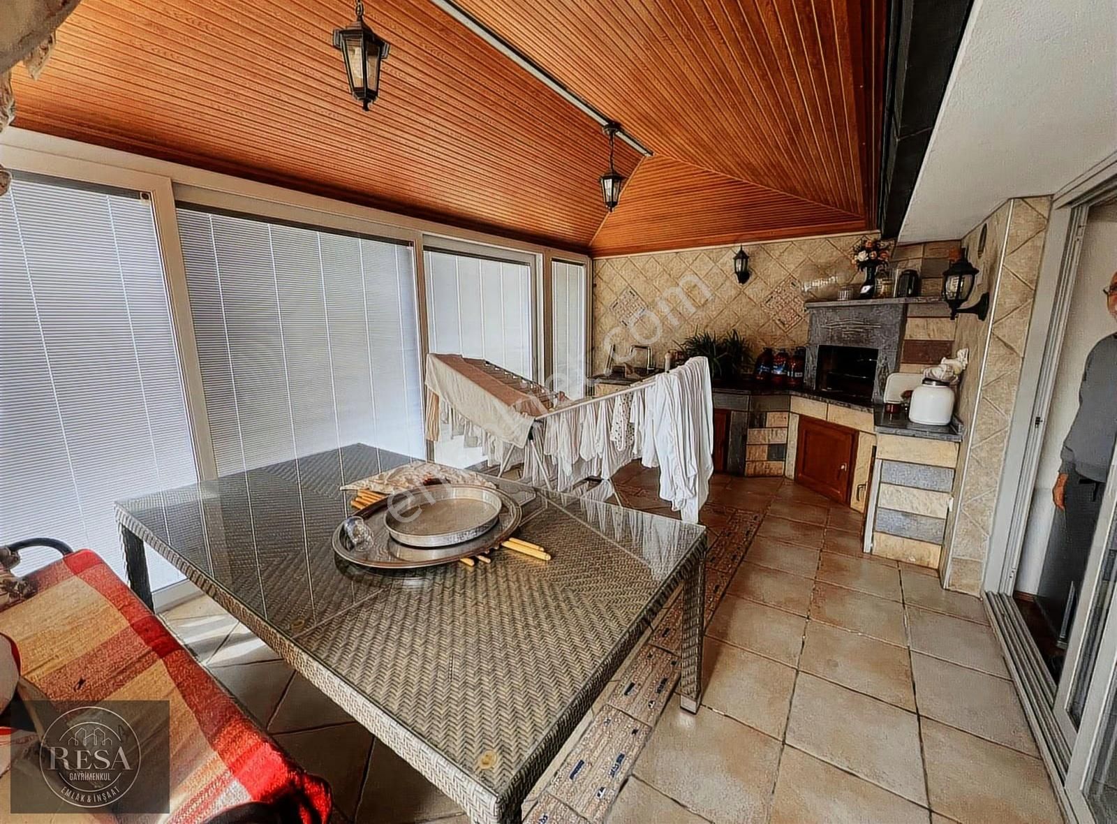 Resa Gayrimenkul'den Merkezde Deniz Manzaralı Dublex - Görsel 19