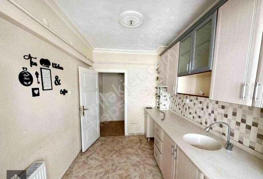 Uzman Emlak'dan Tepebaşı Mh.sanatoryum Caddesi Üzerinde Katta Bağımsız 3+1 Daire - Görsel 14
