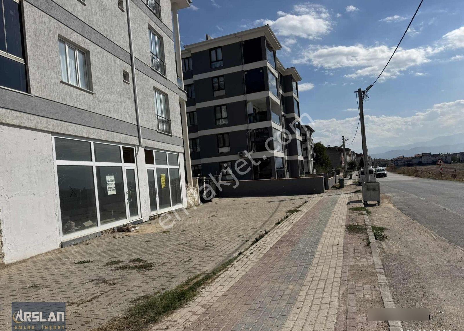İnegöl Alanyurt Fatih Mah'de, 150m2, Satılık Köşe Başı İş Yeri - Görsel 6