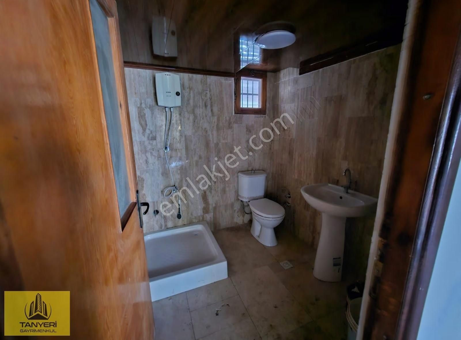 Ayvacık Ahmetçe Asos Yolu Üzeri Yanyana Kiralık İki Daire - Görsel 9