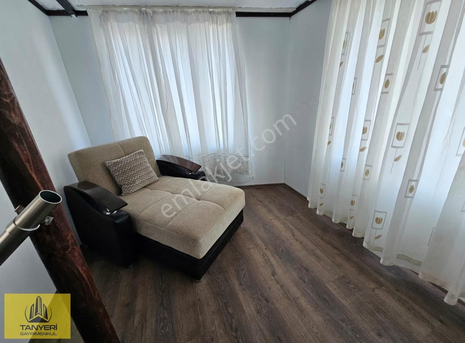 Ayvacık Ahmetçe Asos Yolu Üzeri Yanyana Kiralık İki Daire - Görsel 14