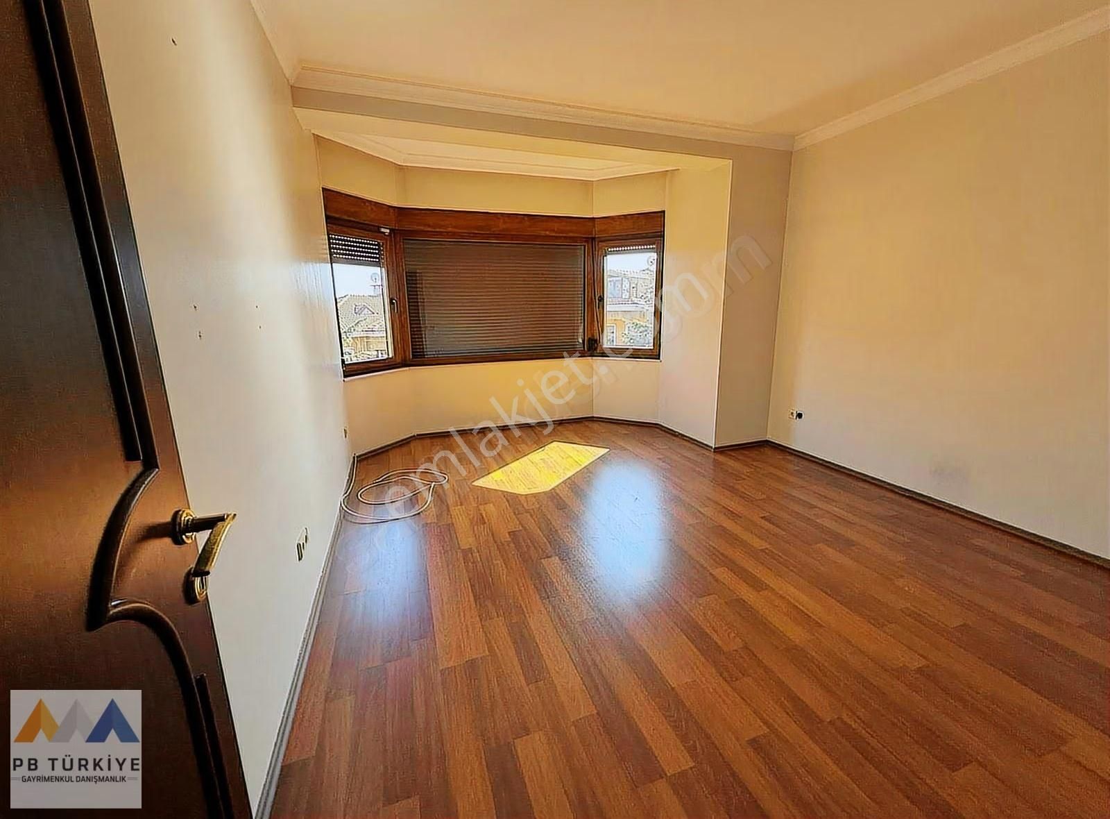 Çengelköy Adalet H. Konaklarında Müstakil Havuzlu Kiralık Villa - Görsel 19