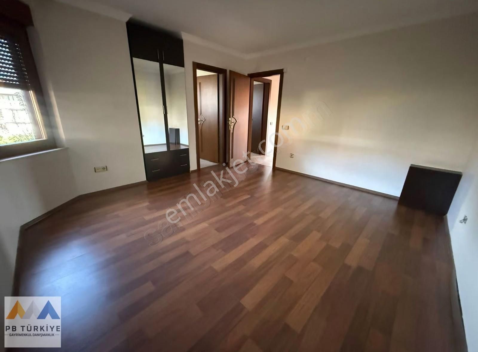 Çengelköy Adalet H. Konaklarında Müstakil Havuzlu Kiralık Villa - Görsel 14