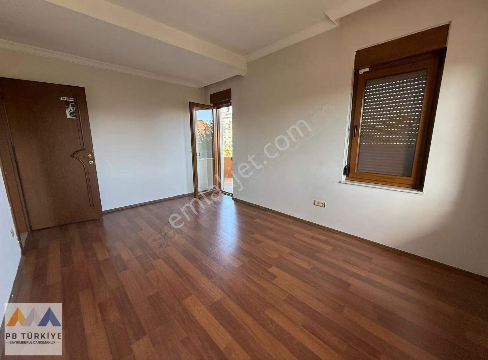 Çengelköy Adalet H. Konaklarında Müstakil Havuzlu Kiralık Villa - Görsel 17