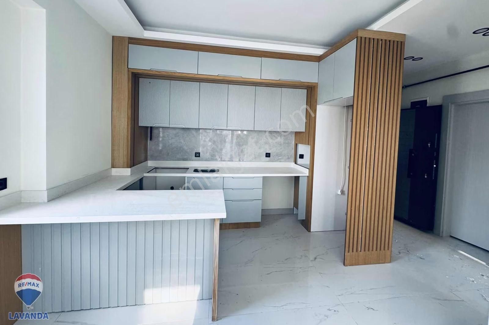 Şehrin Merkezinde Ultra Lüx 1+1 Daire - Görsel 14