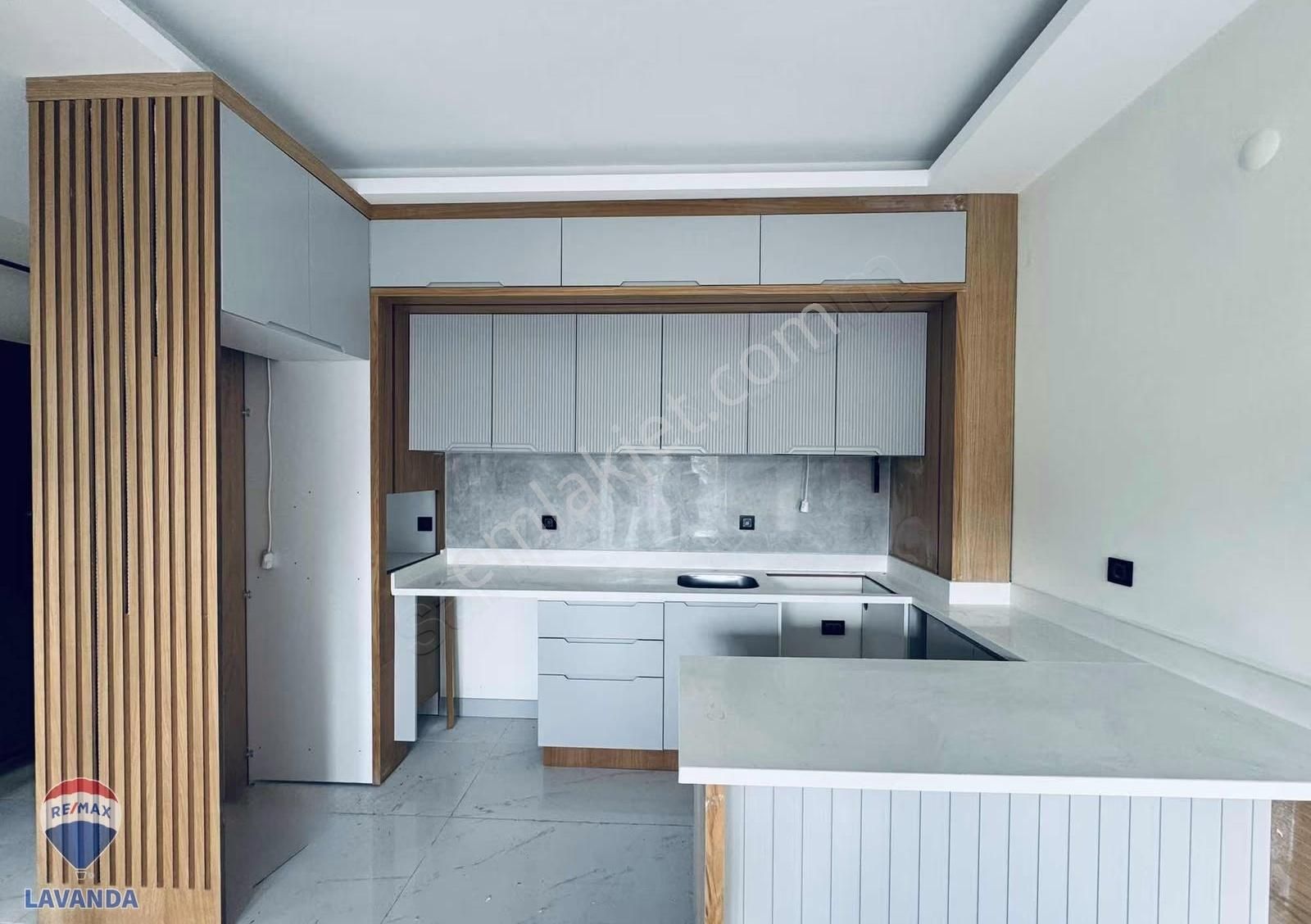 Şehrin Merkezinde Ultra Lüx 1+1 Daire - Görsel 12