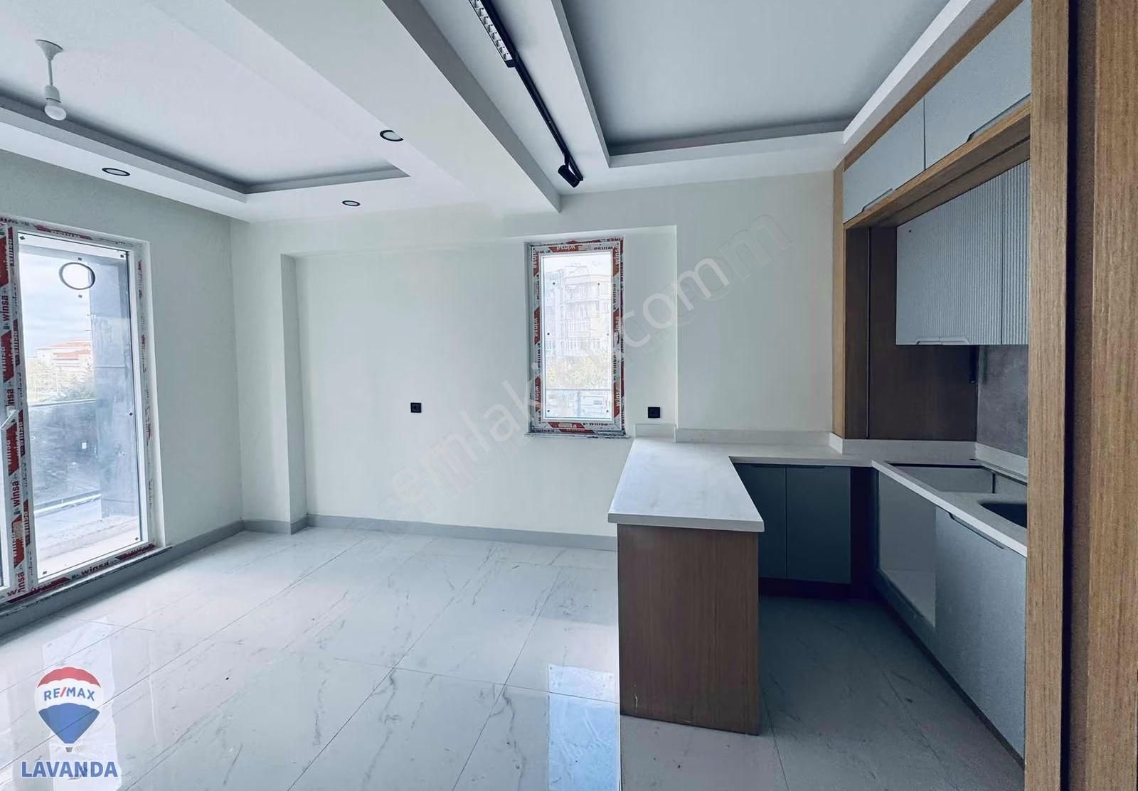 Şehrin Merkezinde Ultra Lüx 1+1 Daire - Görsel 11