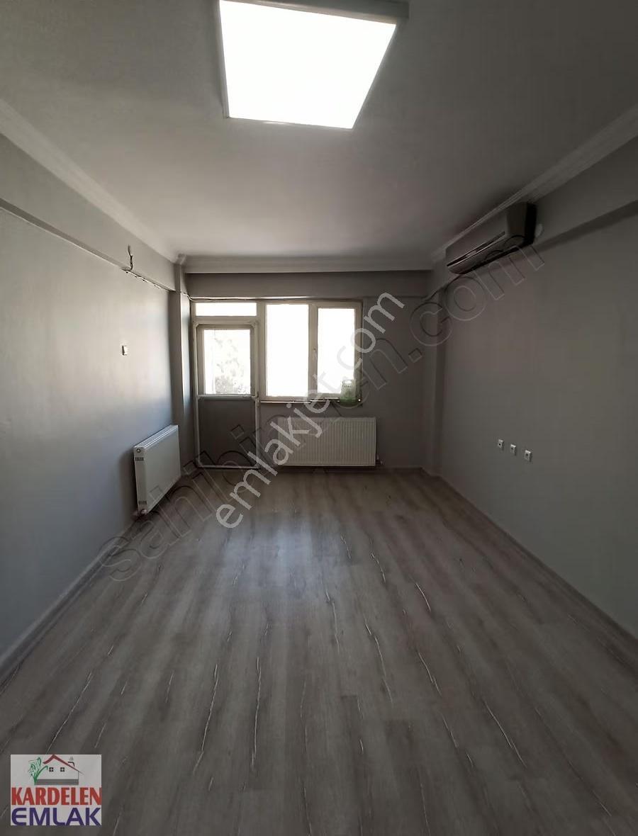 Soma Kardelen Emlak'tan Kafeler Sokağında Satılık 2+1 Daire... - Görsel 23