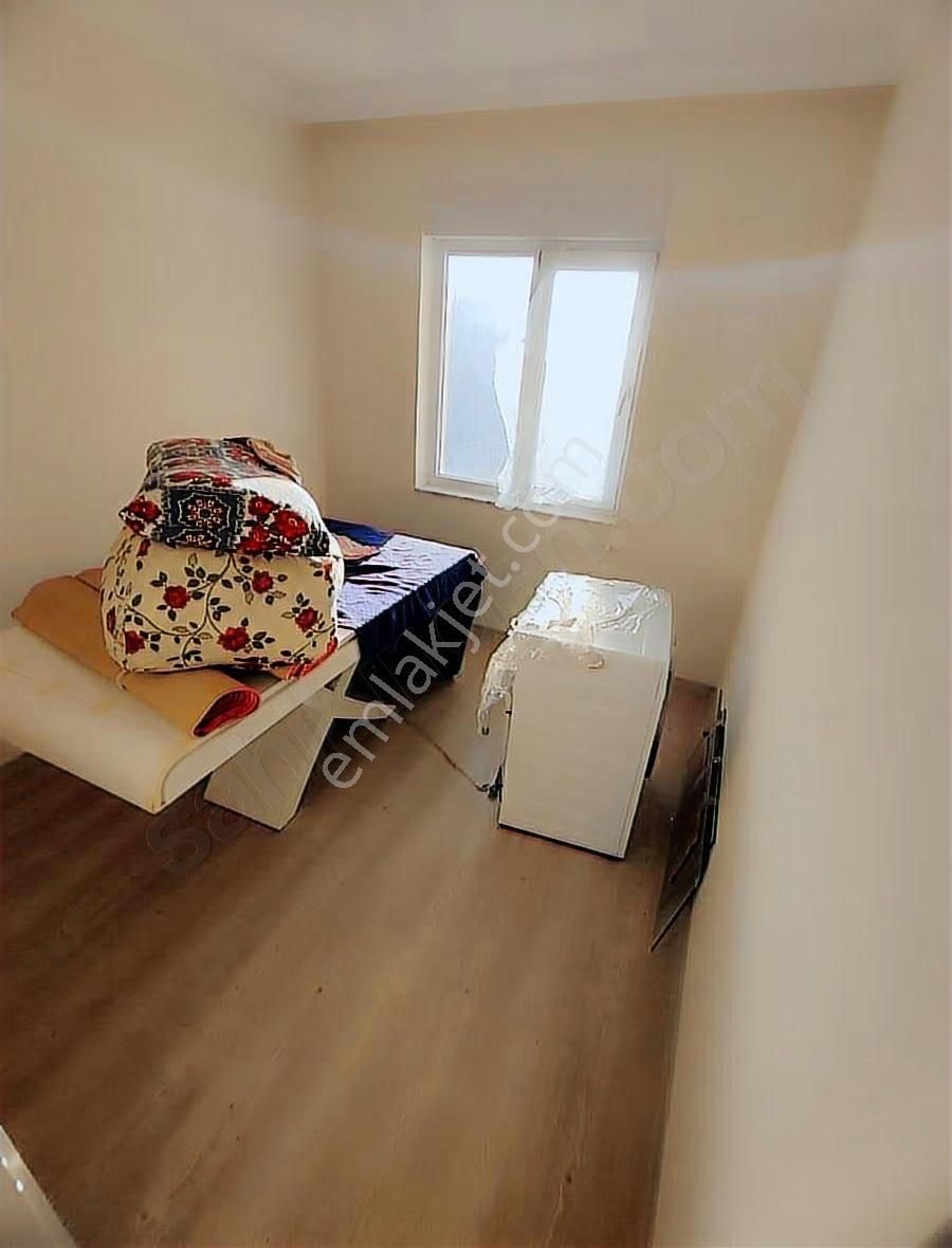 Habibler Mah.2+1 Herşeyi Ayrı 3. Kat Site İçerisinde Daire - Görsel 9