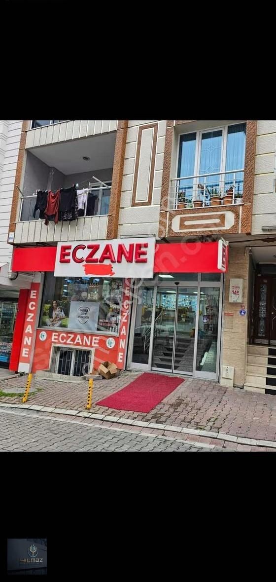 Esenyurtta Sağlıkocağı Karşısında Satılık Dükkan Ve Daire - Görsel 3