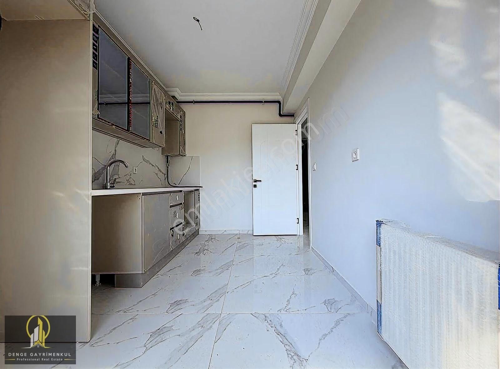 Denge'den Buca Mustafa Kemal Mahde Site/asansör/sıfır/2+1