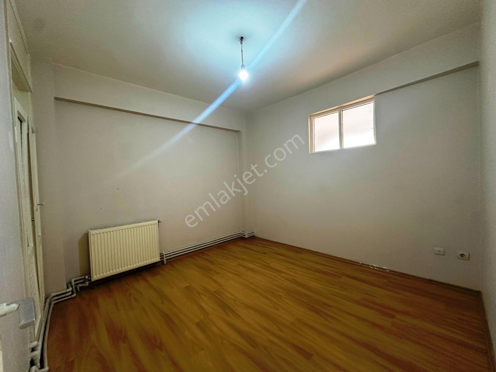 Şişli Cumhuriyet Cad.90m2 Masrafsız Balkonlu 1.kat Kiralık 2+1 - Görsel 9