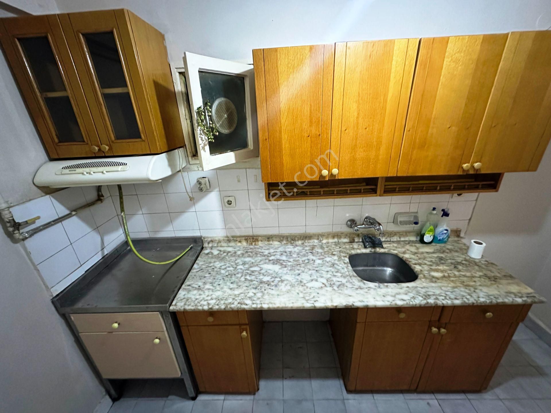 Şişli Cumhuriyet Cad.90m2 Masrafsız Balkonlu 1.kat Kiralık 2+1 - Görsel 20