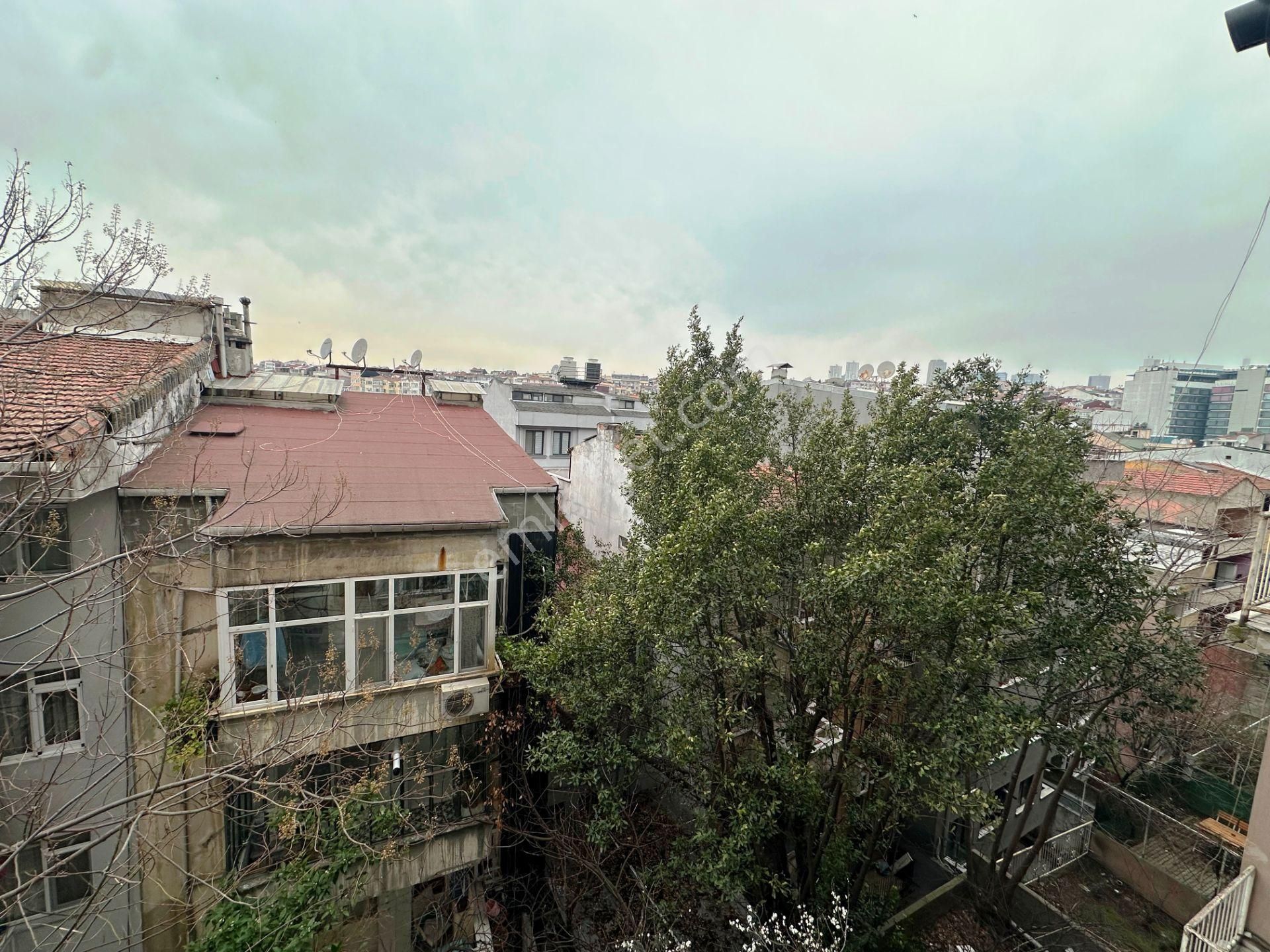 Şişli Cumhuriyet Cad.90m2 Masrafsız Balkonlu 1.kat Kiralık 2+1 - Görsel 30