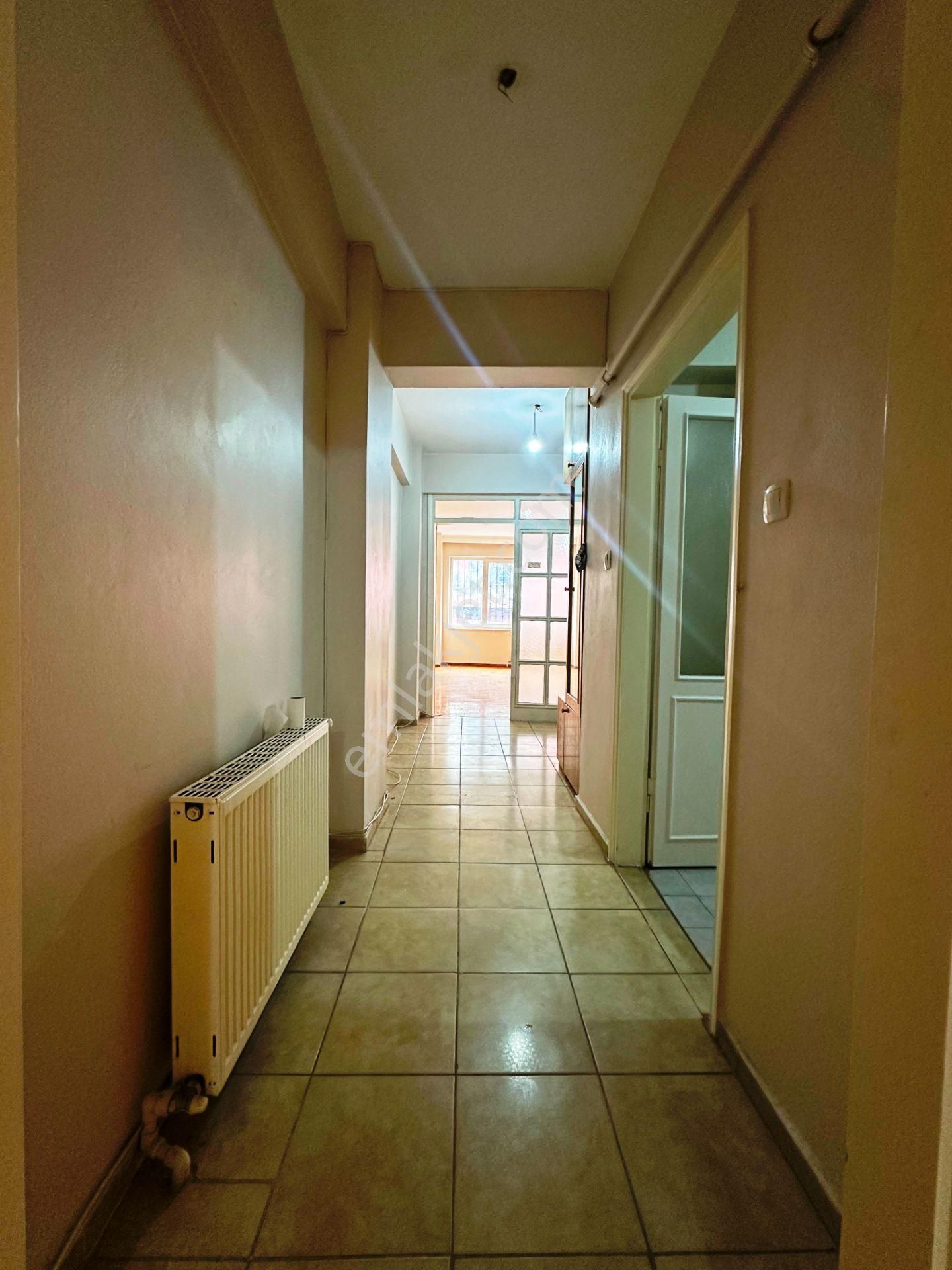 Şişli Cumhuriyet Cad.90m2 Masrafsız Balkonlu 1.kat Kiralık 2+1 - Görsel 15