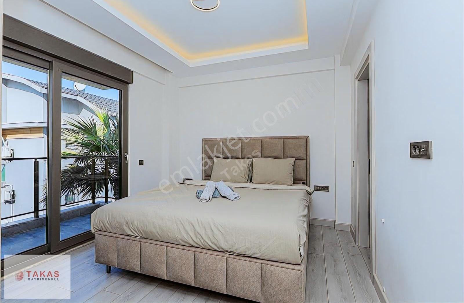 Antalya, Serik Kadrıye'de Ultralüks 5+1 Tripleks Villa - Görsel 7