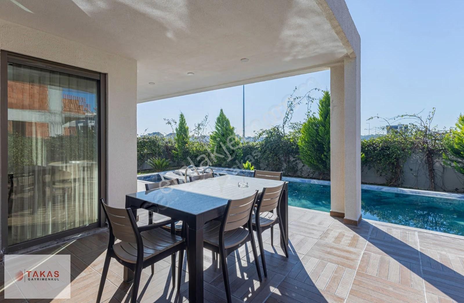 Antalya, Serik Kadrıye'de Ultralüks 5+1 Tripleks Villa - Görsel 31