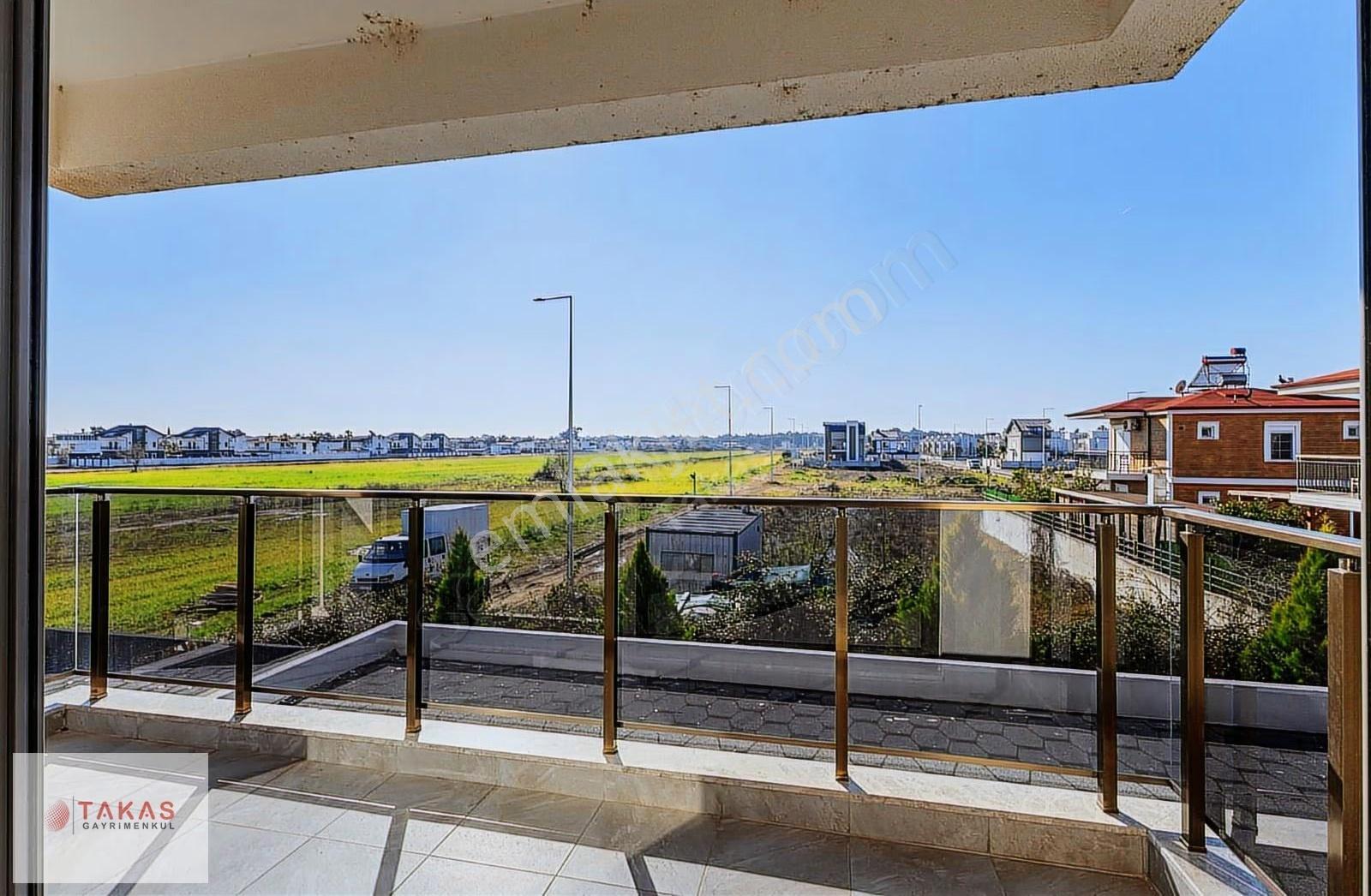 Antalya, Serik Kadrıye'de Ultralüks 5+1 Tripleks Villa - Görsel 3