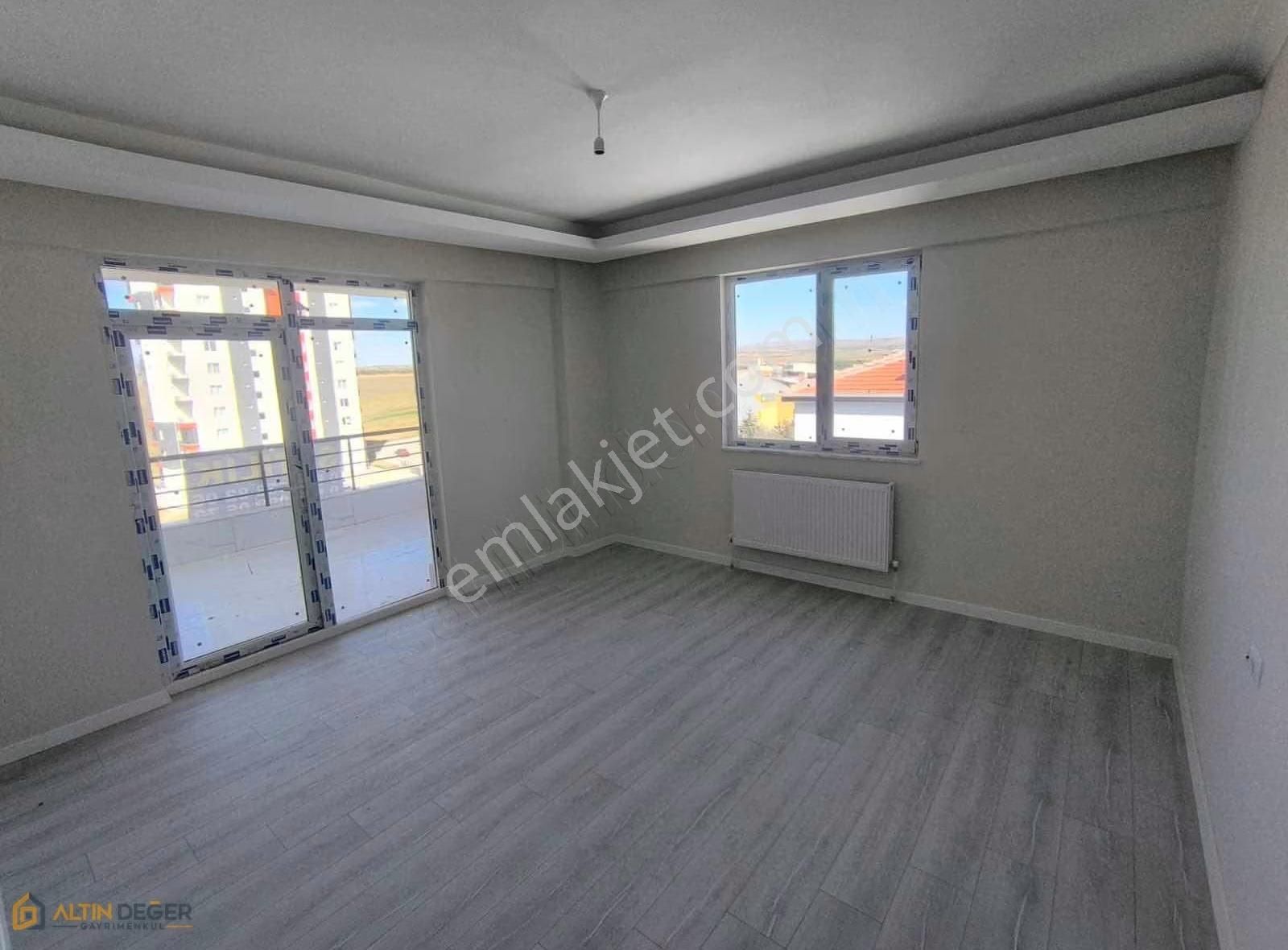 İstiklal Mahallesinde Satılık 3+1 Sıfır Daire 3 Cepheli - Görsel 12