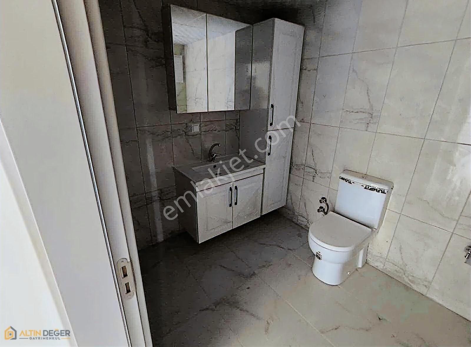 İstiklal Mahallesinde Satılık 3+1 Sıfır Daire 3 Cepheli - Görsel 13