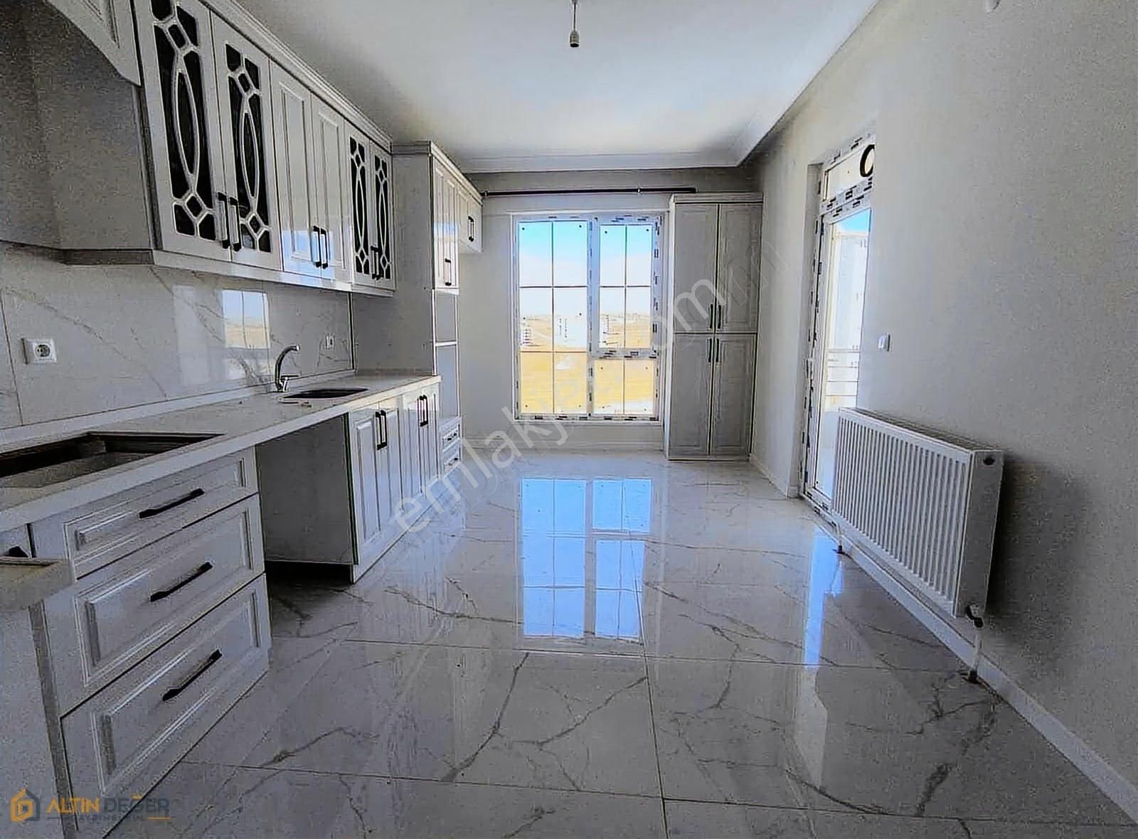İstiklal Mahallesinde Satılık 3+1 Sıfır Daire 3 Cepheli - Görsel 17