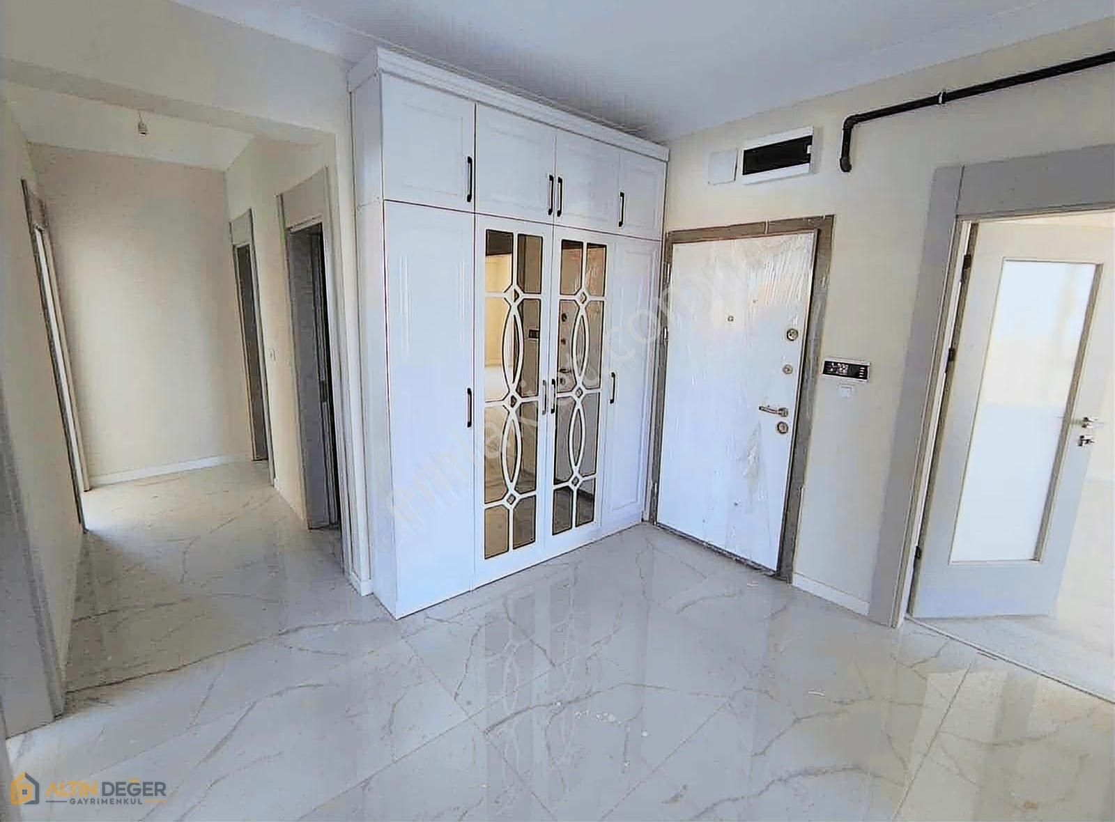 İstiklal Mahallesinde Satılık 3+1 Sıfır Daire 3 Cepheli - Görsel 16