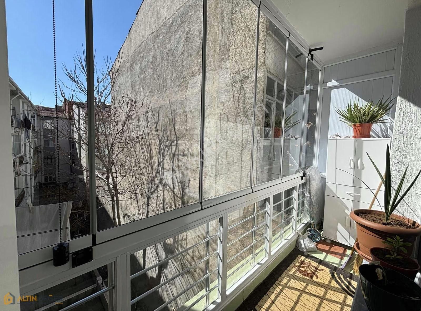 Merkezde Ara Kat Yatırıma Uygun Bakımlı Daire - Görsel 11