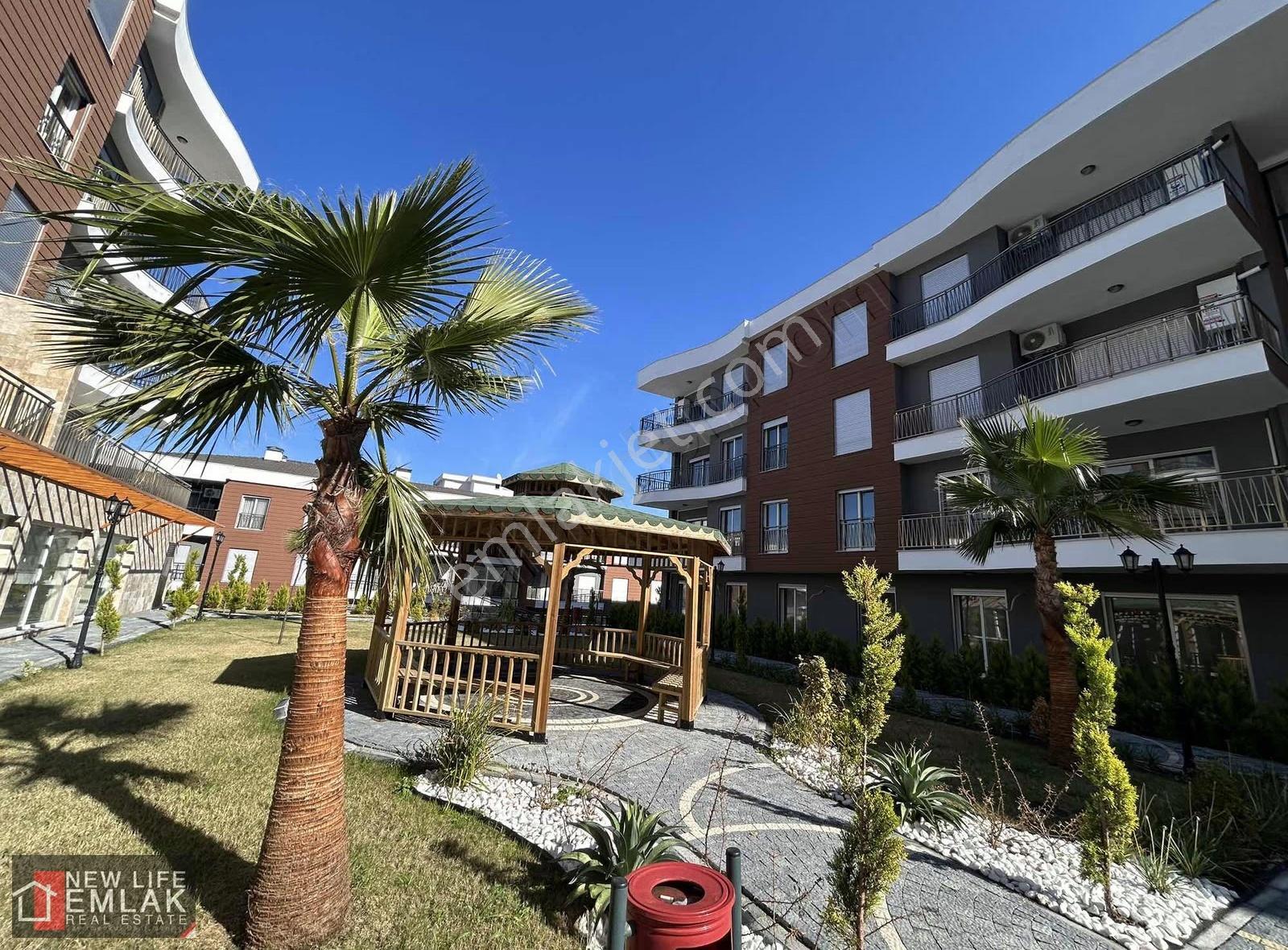 Kuşadası 2+1 Bahçeli Daire