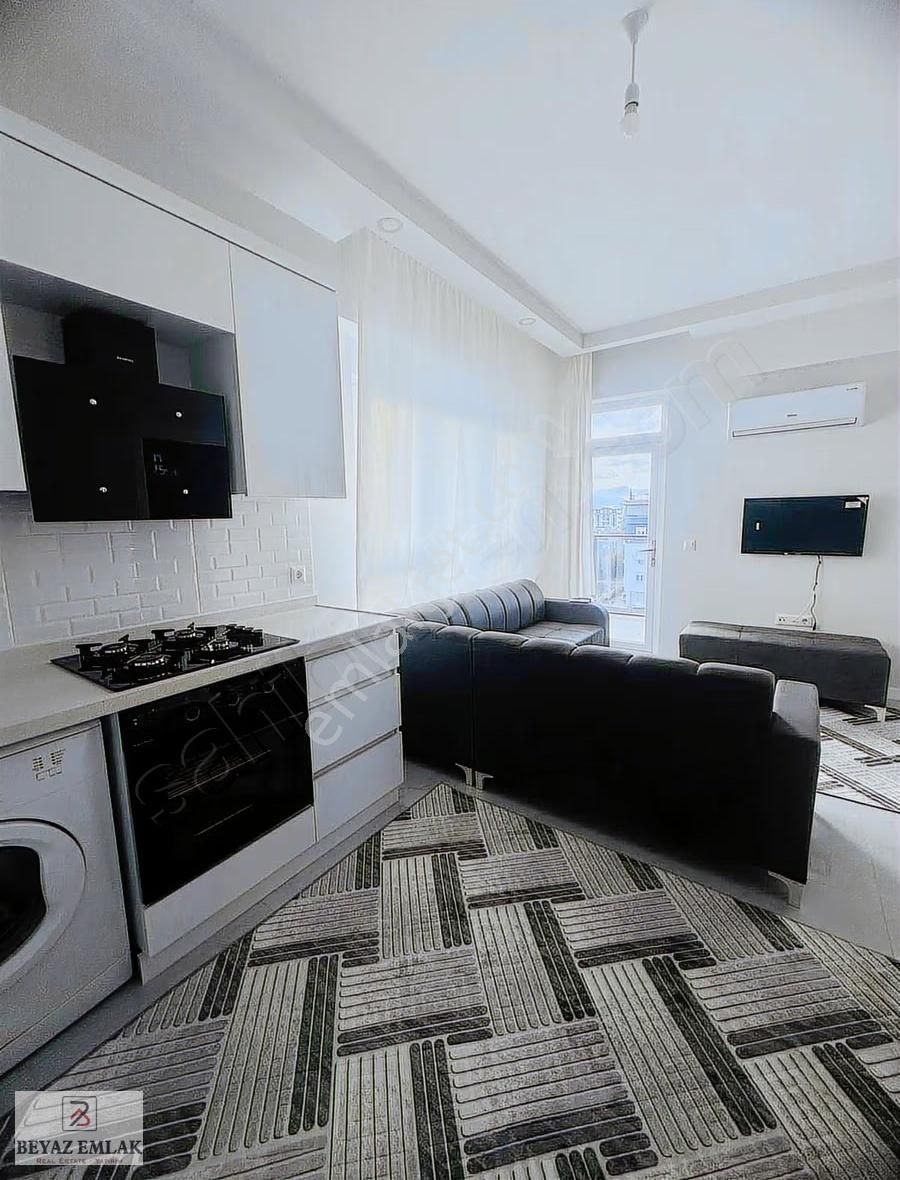 Çıplaklı'da Hastaneye Yakın Yeni Eşyalı Katta 1+1 Daire - Görsel 3