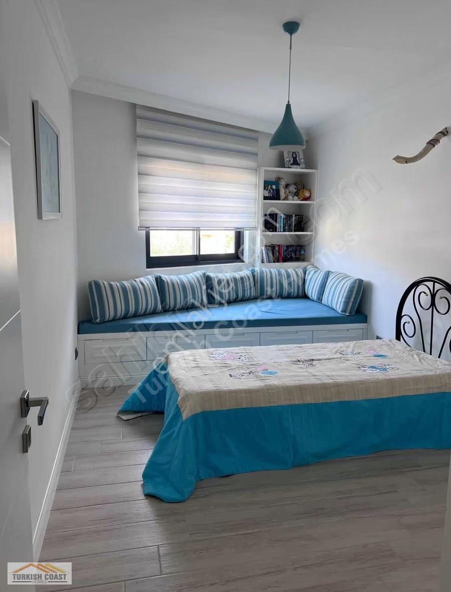 Taşyaka Da Manzaralı Çok Ferah 4+1 Kısmi Eşyalı Daire - Görsel 5