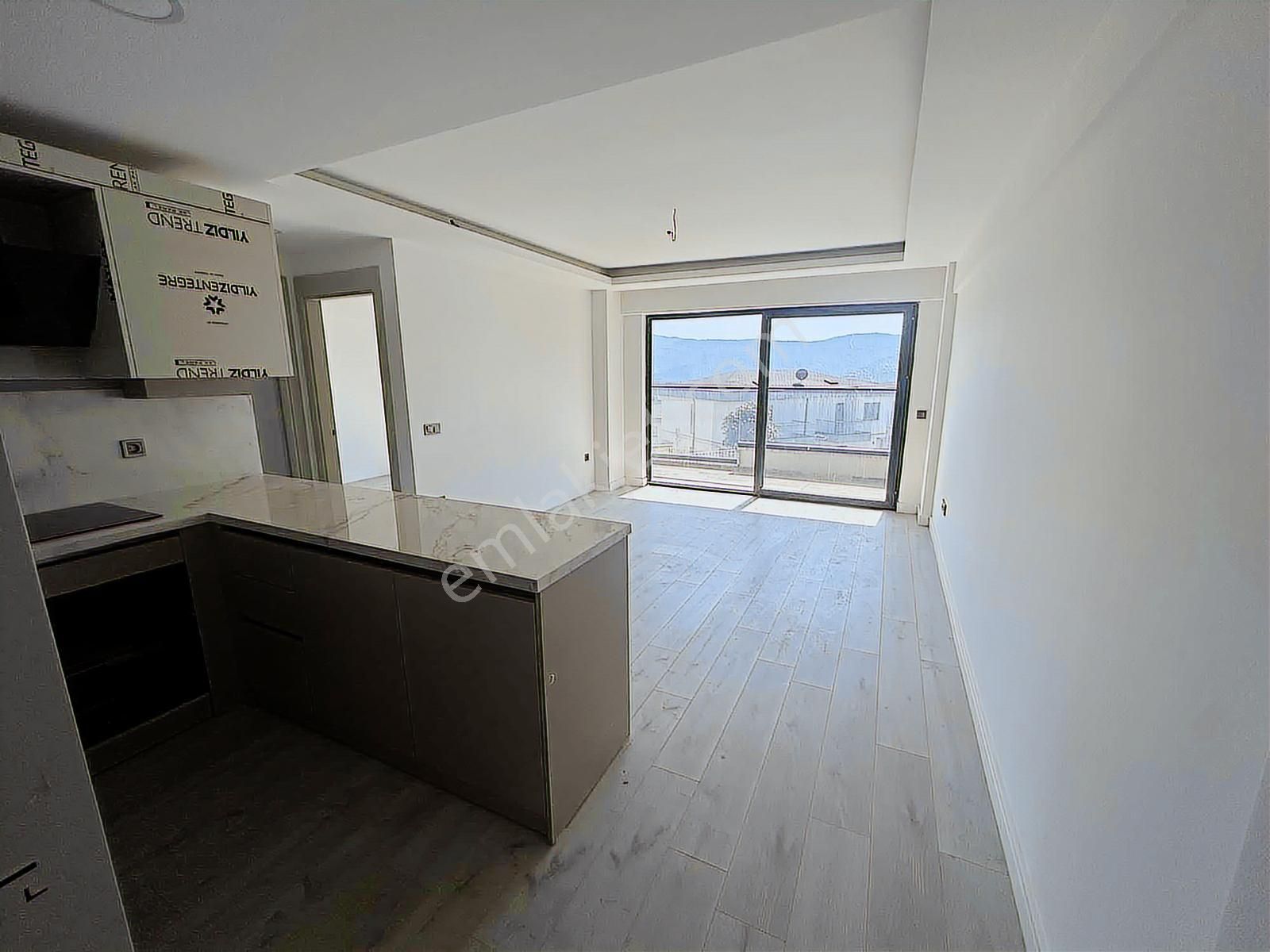 Hayal Bodrum 2+1 Esyasız Kiralık Ara Kat Daire - Görsel 11