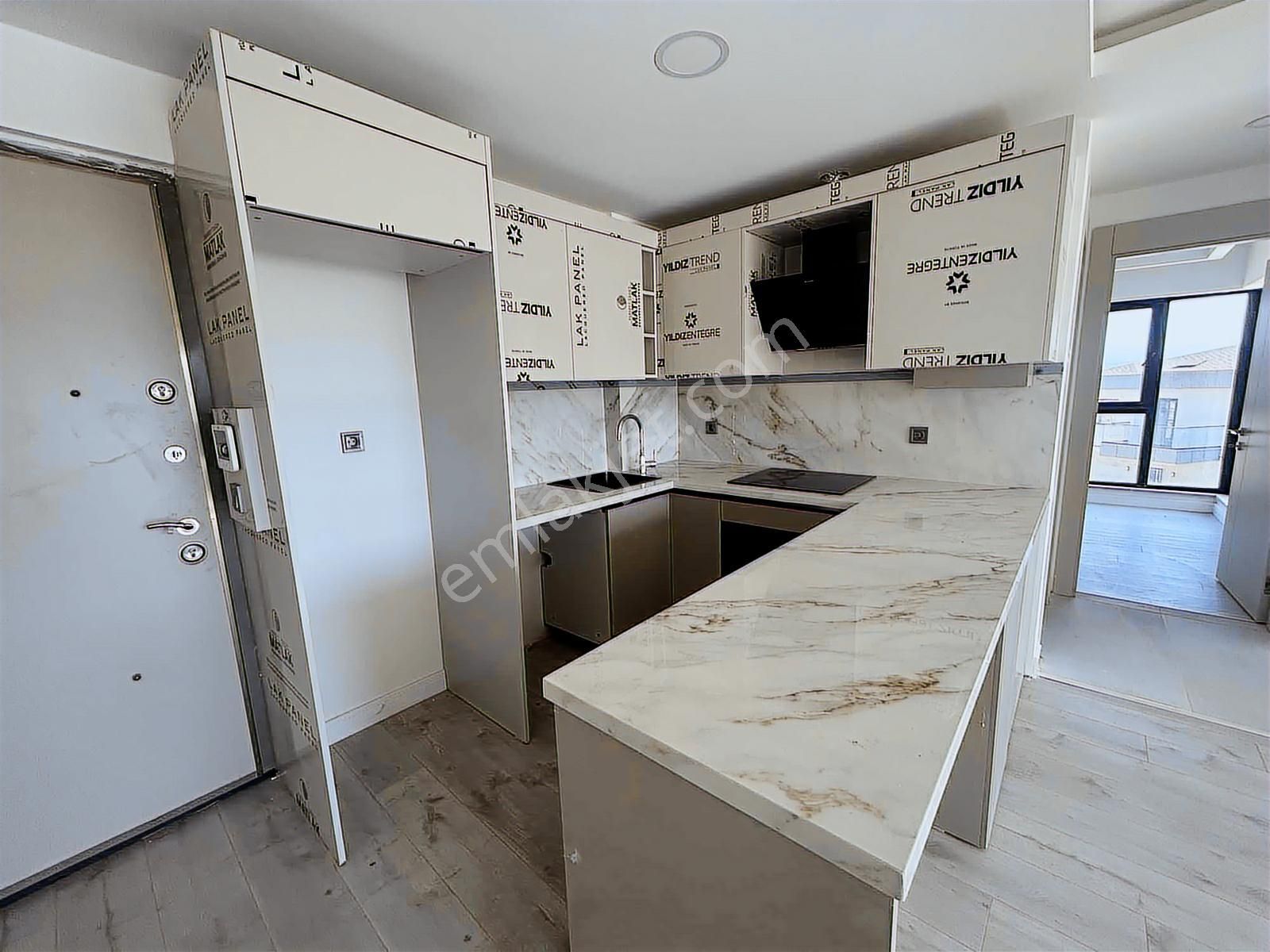 Hayal Bodrum 2+1 Esyasız Kiralık Ara Kat Daire - Görsel 28