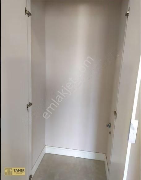 Referans Bahçeşehir Kiralık Lüx Site İçinde Göl Manzaralı Daire - Görsel 21