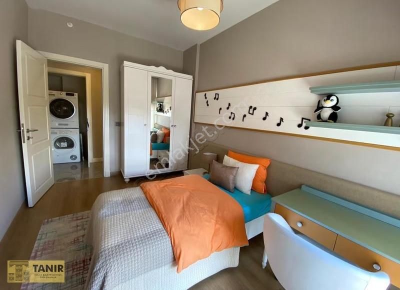 Referans Bahçeşehir Kiralık Lüx Site İçinde Göl Manzaralı Daire - Görsel 17