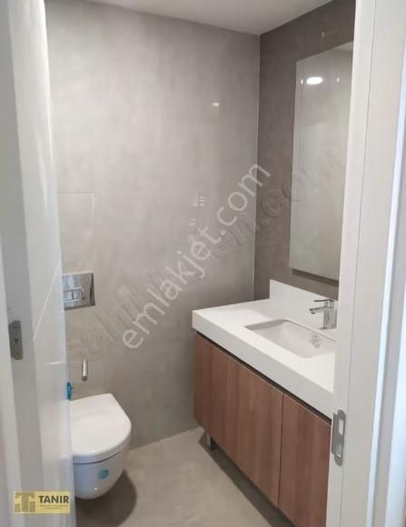 Referans Bahçeşehir Kiralık Lüx Site İçinde Göl Manzaralı Daire - Görsel 15