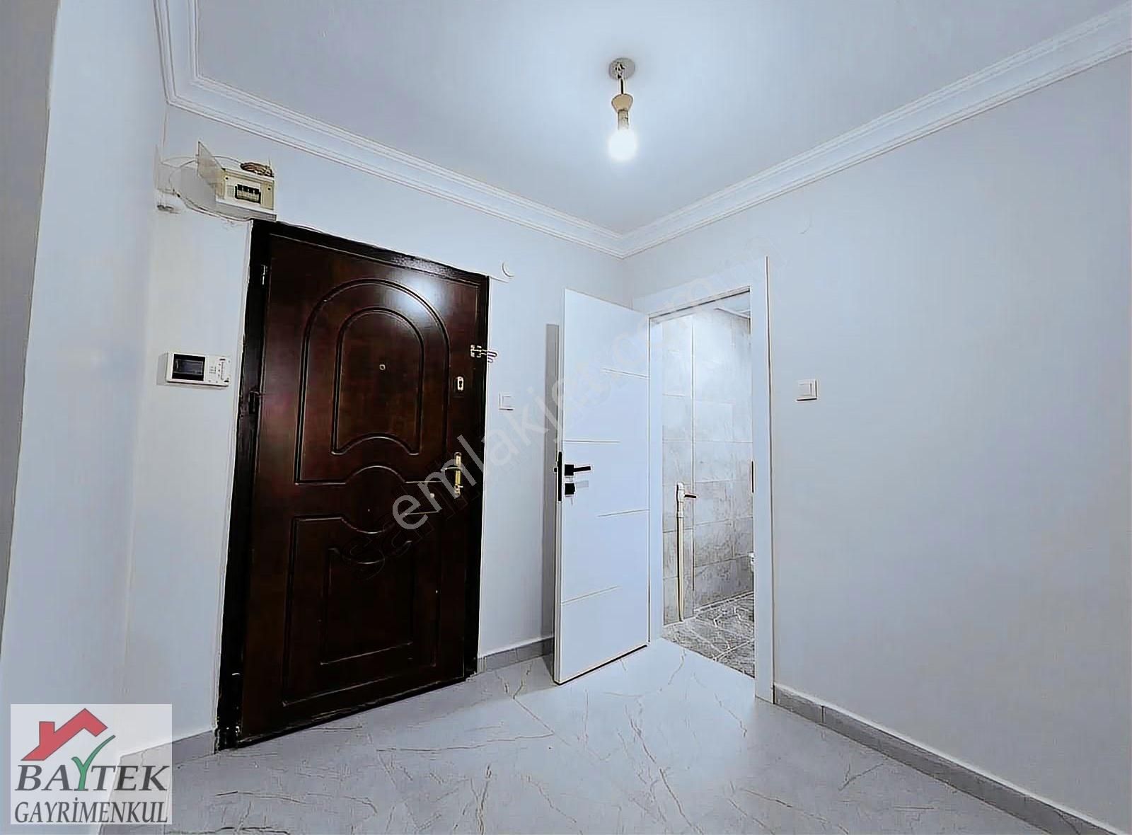 Dikmen'de İçi Full Yapılı Açık Otoparklı Ön Cephe Ferah 2+1daire - Görsel 27