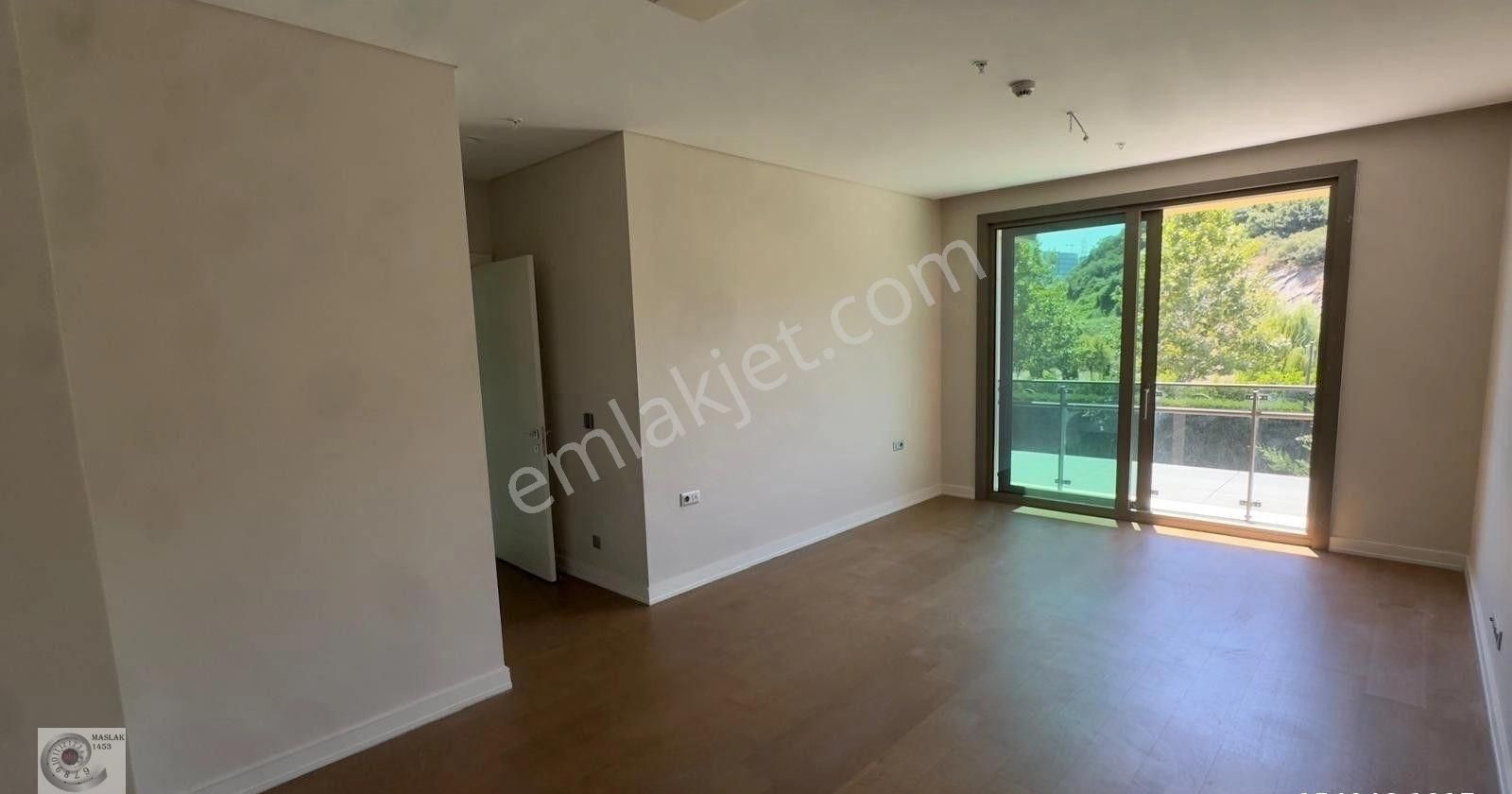 Vadistanbul Park 4+1 Acil Kiralık Kısa Blok Orman Cephe - Görsel 7