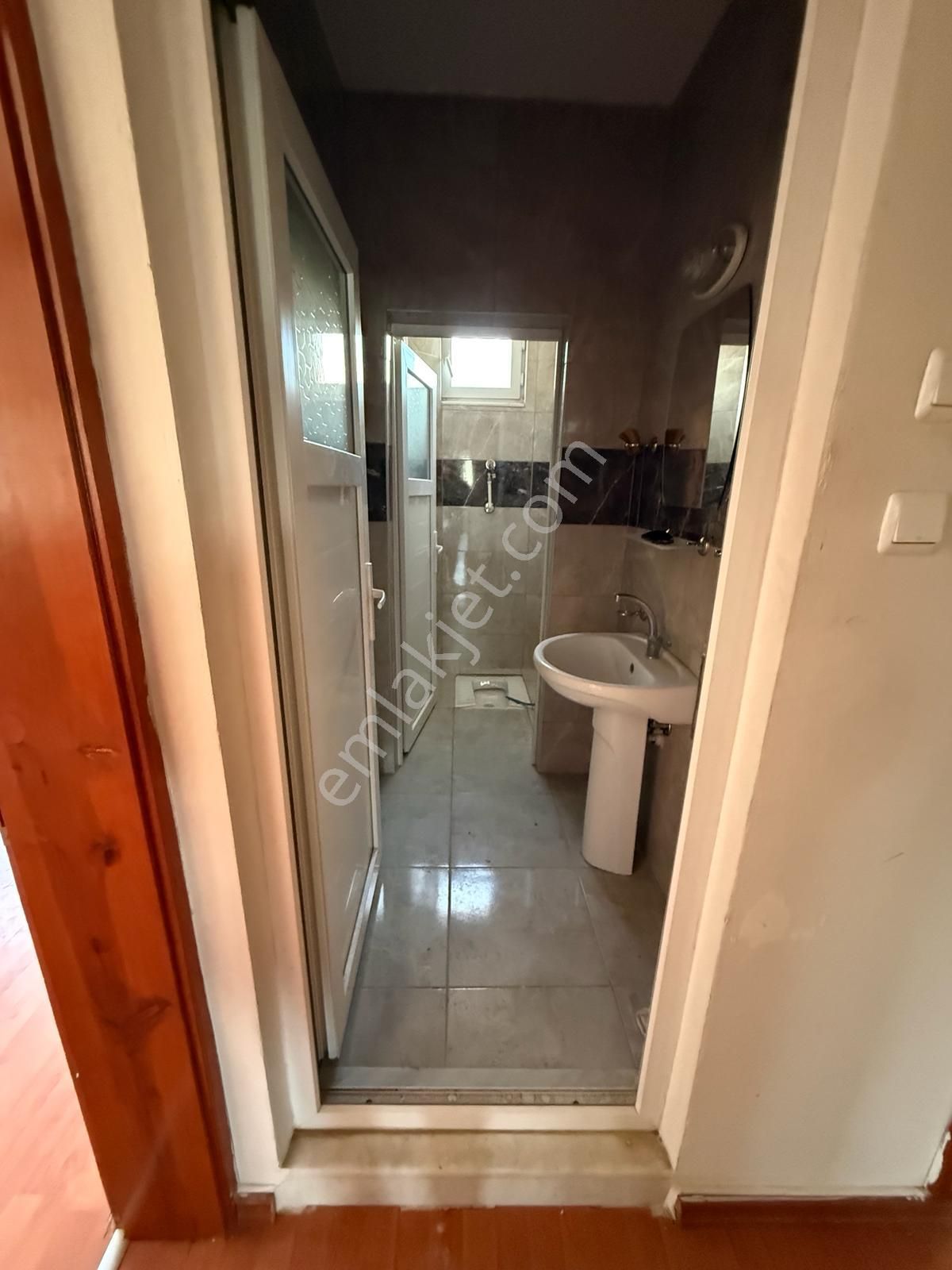 Silifke/gazi Mahallesi 3+1 Bahçeli Kiralık Daire - Görsel 21