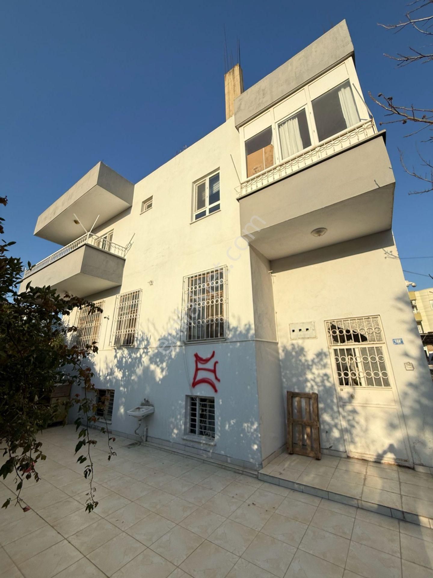 Silifke/gazi Mahallesi 1+1 Bahçeli Kiralık Daire